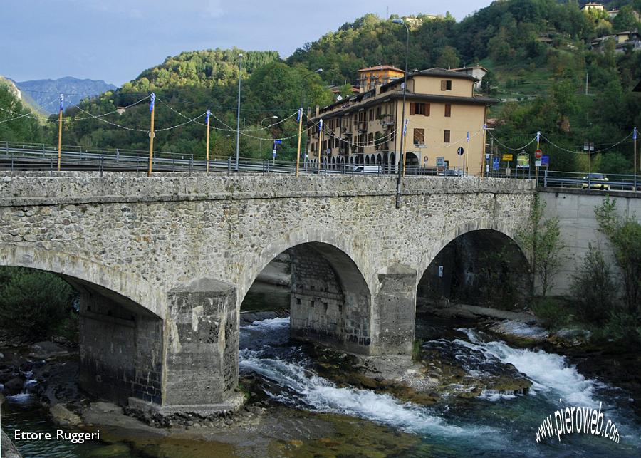 53 - Ponte di Ambria.jpg